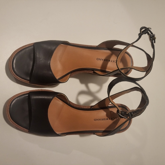 Lucky Brand Shoes - Lucky Brand Womans Wyndin Sculpted Black Wedge Sandal Size 8.5